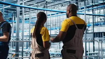 factory-construction-uzuzi
